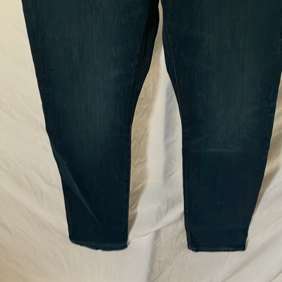 J. Crew: Blue Tapered Leg- Slim through hip & thigh- stretch jeans- 32x32 - Picture 8 of 16